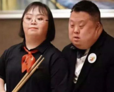 唐氏胎儿在母体的征兆有哪些？生育唐氏儿的高发人群有哪些？